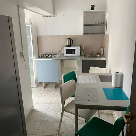 96 Apartament Bukareszt